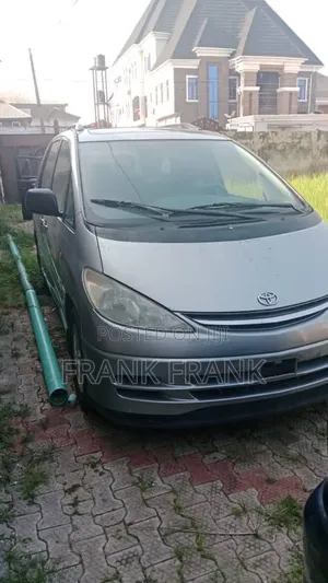 Toyota Previa 2006 Silver