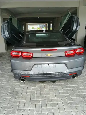 Chevrolet Camaro 2021 Gray
