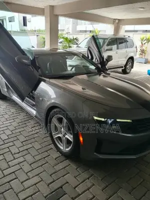 Chevrolet Camaro 2021 Gray