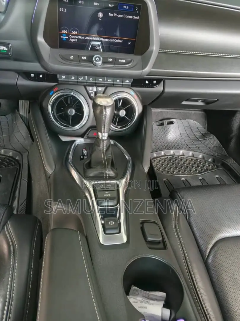 Chevrolet Camaro 2021 Gray