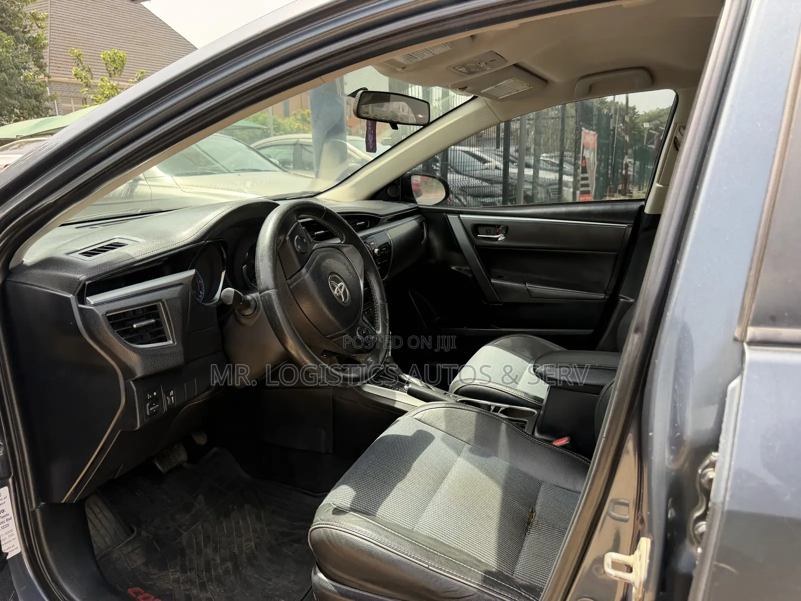 Toyota Corolla 2015
