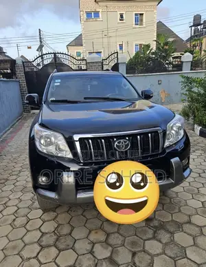 Toyota Land Cruiser Prado 2012 Black