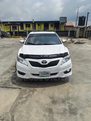 Toyota Camry 2010 White