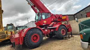 Grove RT700e 4x4 Rough Terrain Crane 60tons