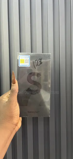 New Samsung Galaxy S22+ 5G 128 GB Black