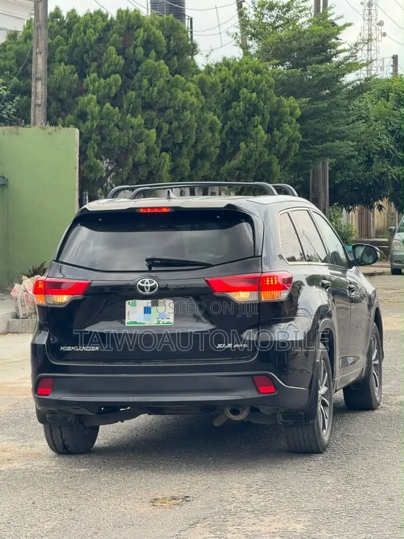 Toyota Highlander 2018 Black