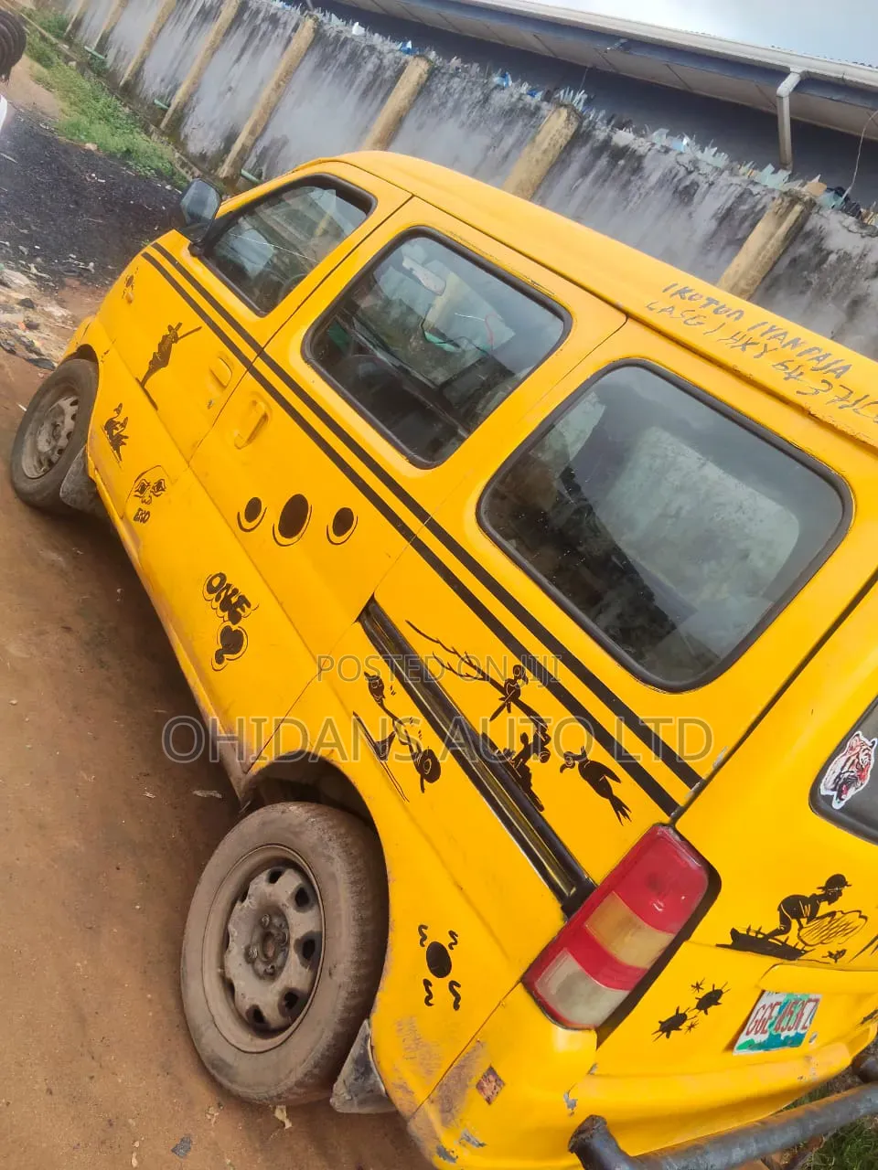 Suzuki Every 2010 Yellow