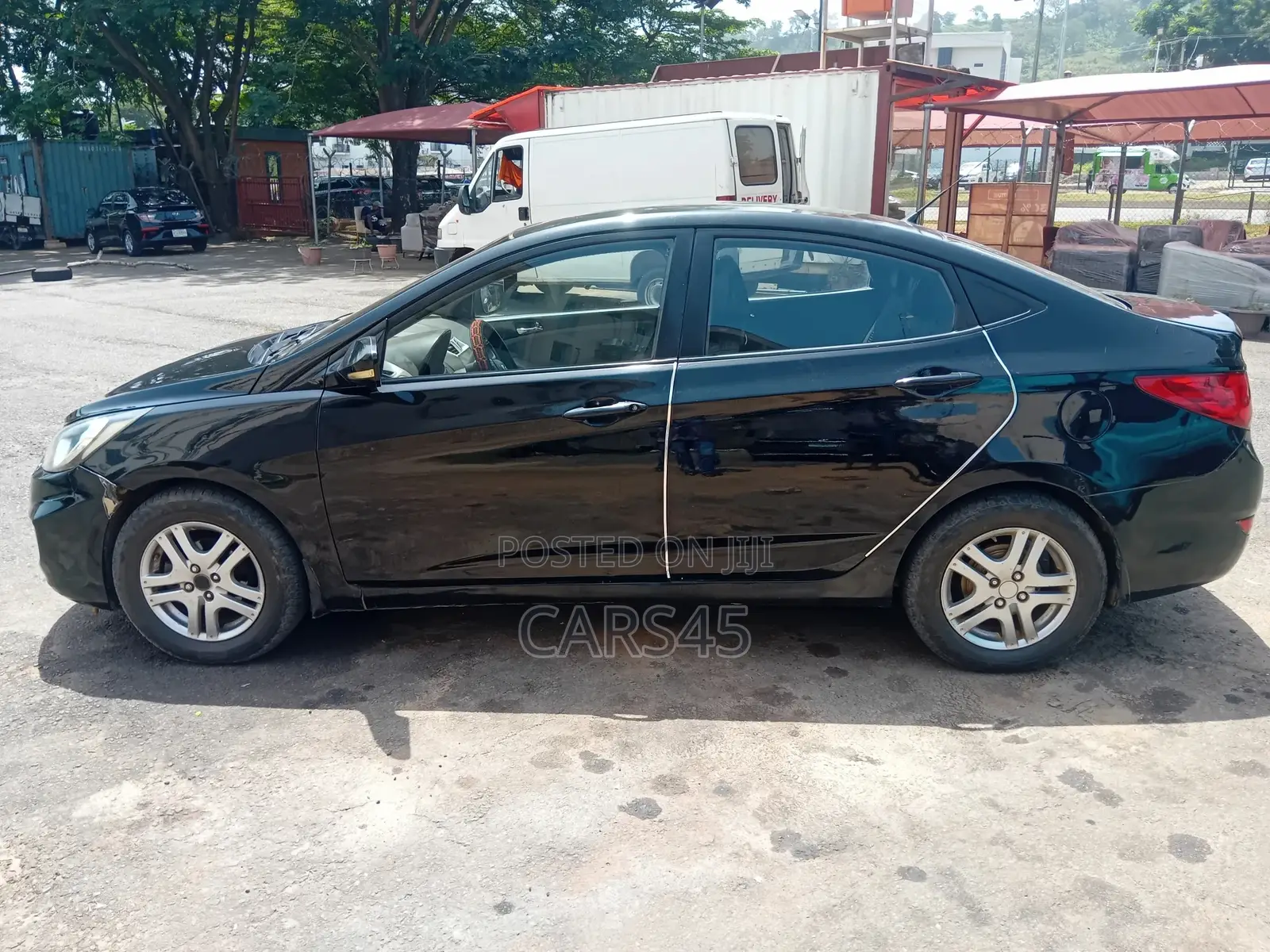 Hyundai Accent 2012 Black