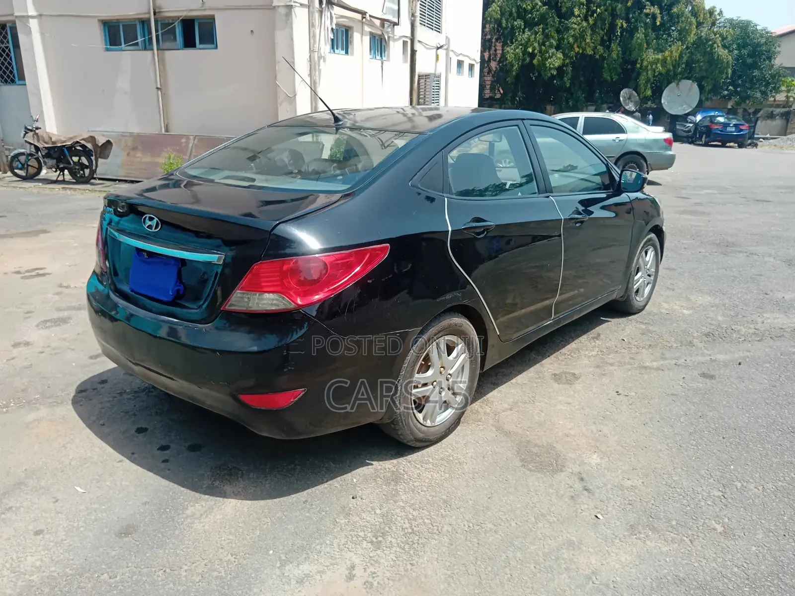 Hyundai Accent 2012 Black