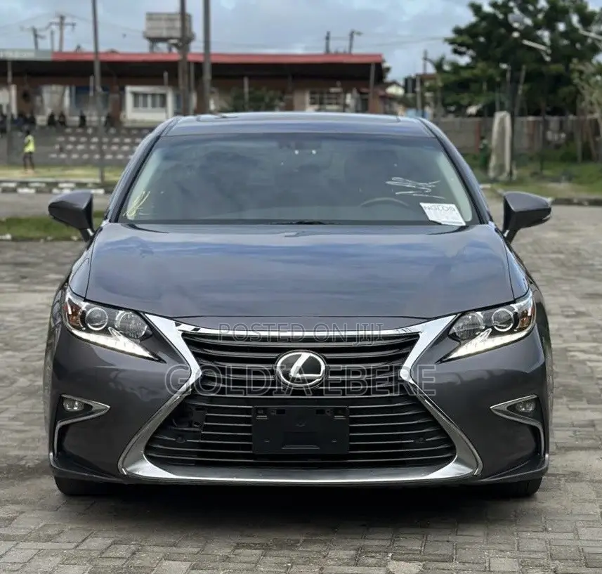 Lexus ES 2016 Gray