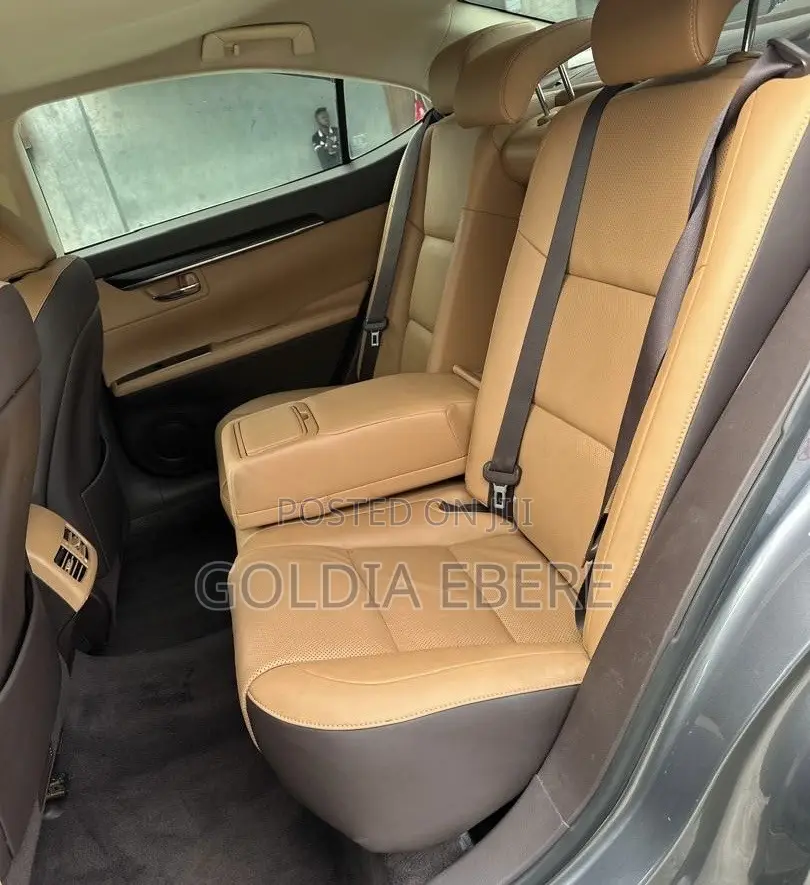 Lexus ES 2016 Gray