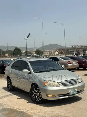 Toyota Corolla 2004 Silver