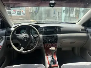 Toyota Corolla 2004 Silver