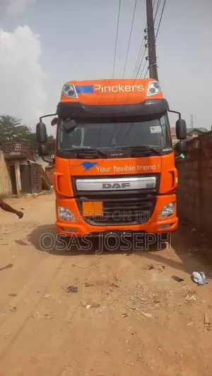 DAF CF 2006 Orange