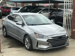 Hyundai Elantra 2019 Gray