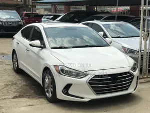 Hyundai Elantra 2016 White