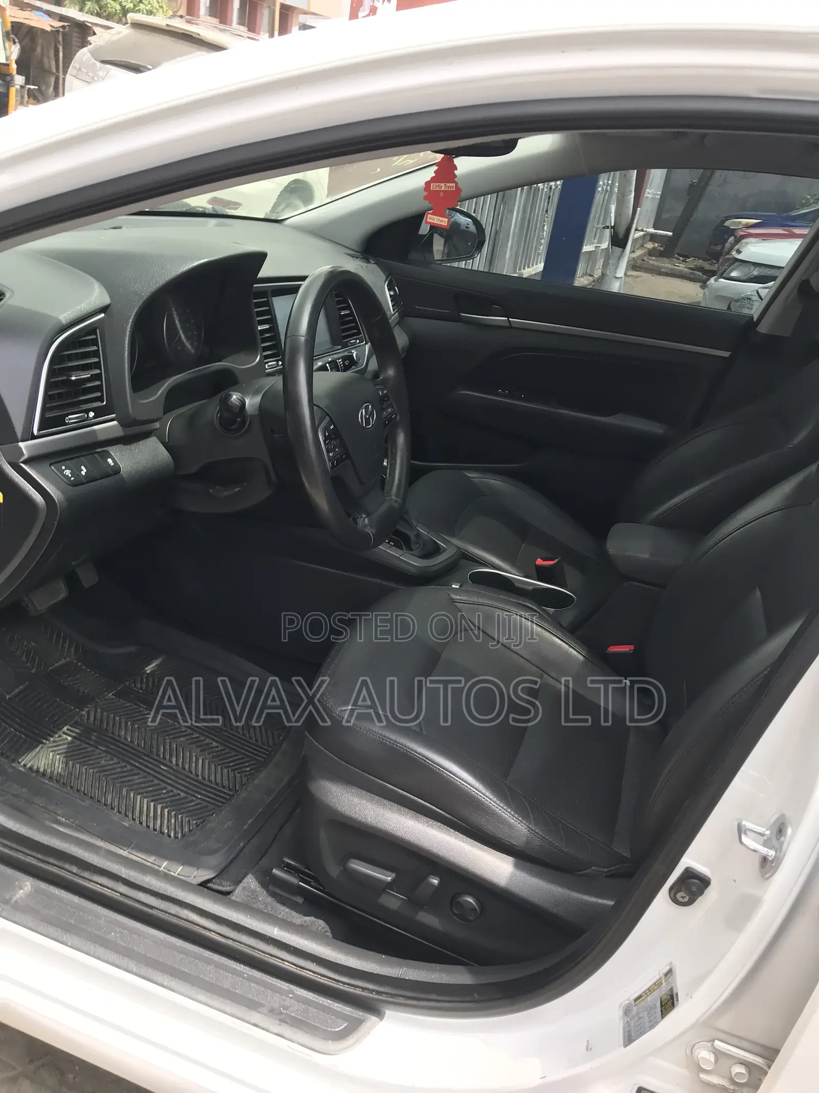 Hyundai Elantra 2016 White