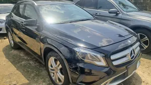 Mercedes-Benz GLA-Class 2016 Black
