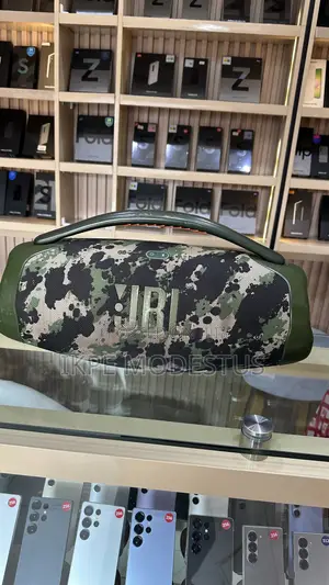 Used JBL Boombox3