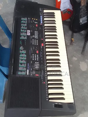 Yamaha PSR-500 Keyboard – Quality Sound & Easy to Play