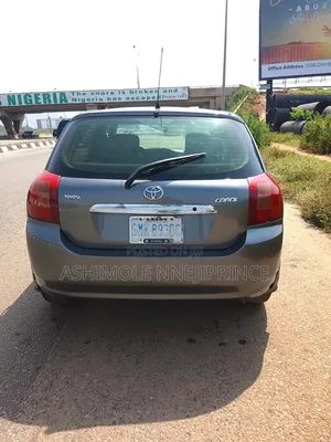 Toyota Corolla Liftback 2004 Gray
