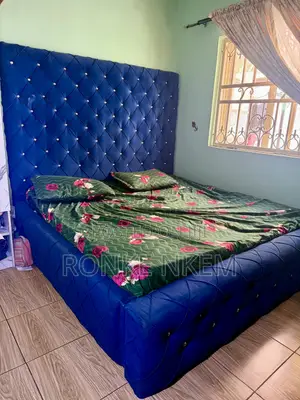 6by6 Bedframe and Semi Autopedic Mattress Available for Sale.(used).