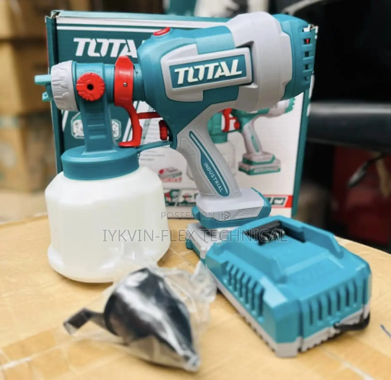 Total 20v Cordless Paint Spraying Machine