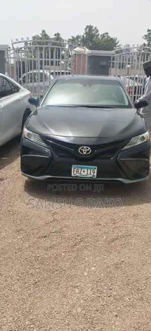 Toyota Camry 2018 Black