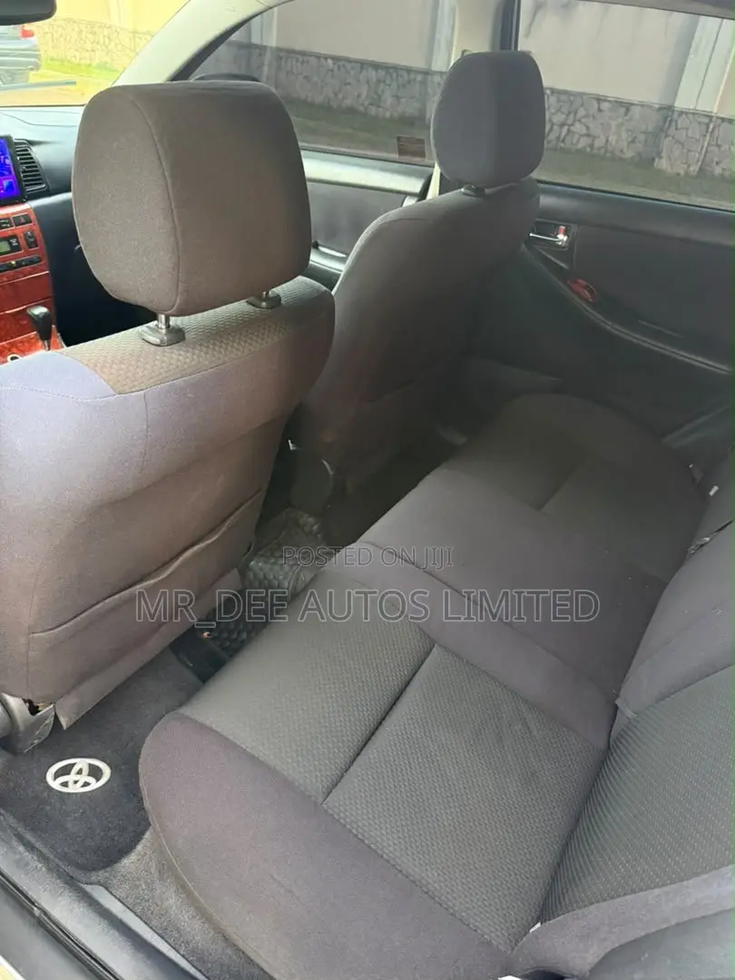Toyota Corolla 2005 Silver