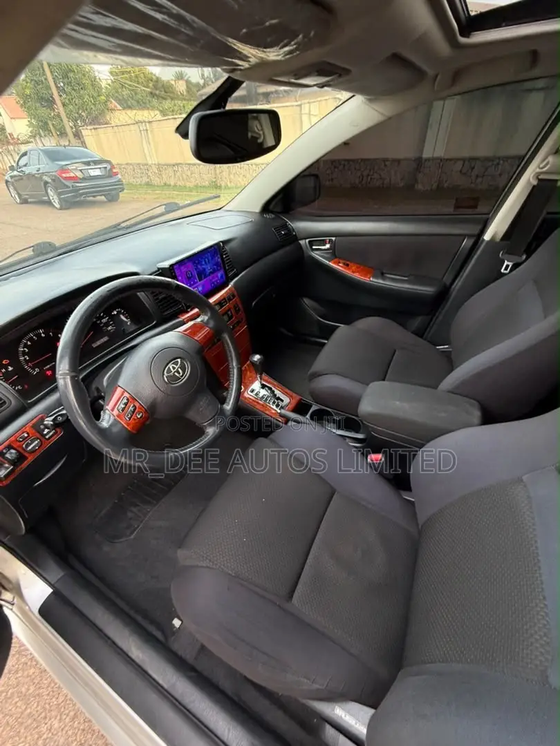 Toyota Corolla 2005 Silver