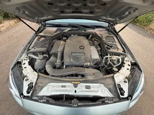 Mercedes-Benz C300 2015 Silver