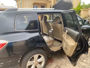 Toyota Highlander 2011 Black
