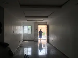 3bdrm Townhouse / Terrace in Behind Shonibare for rent