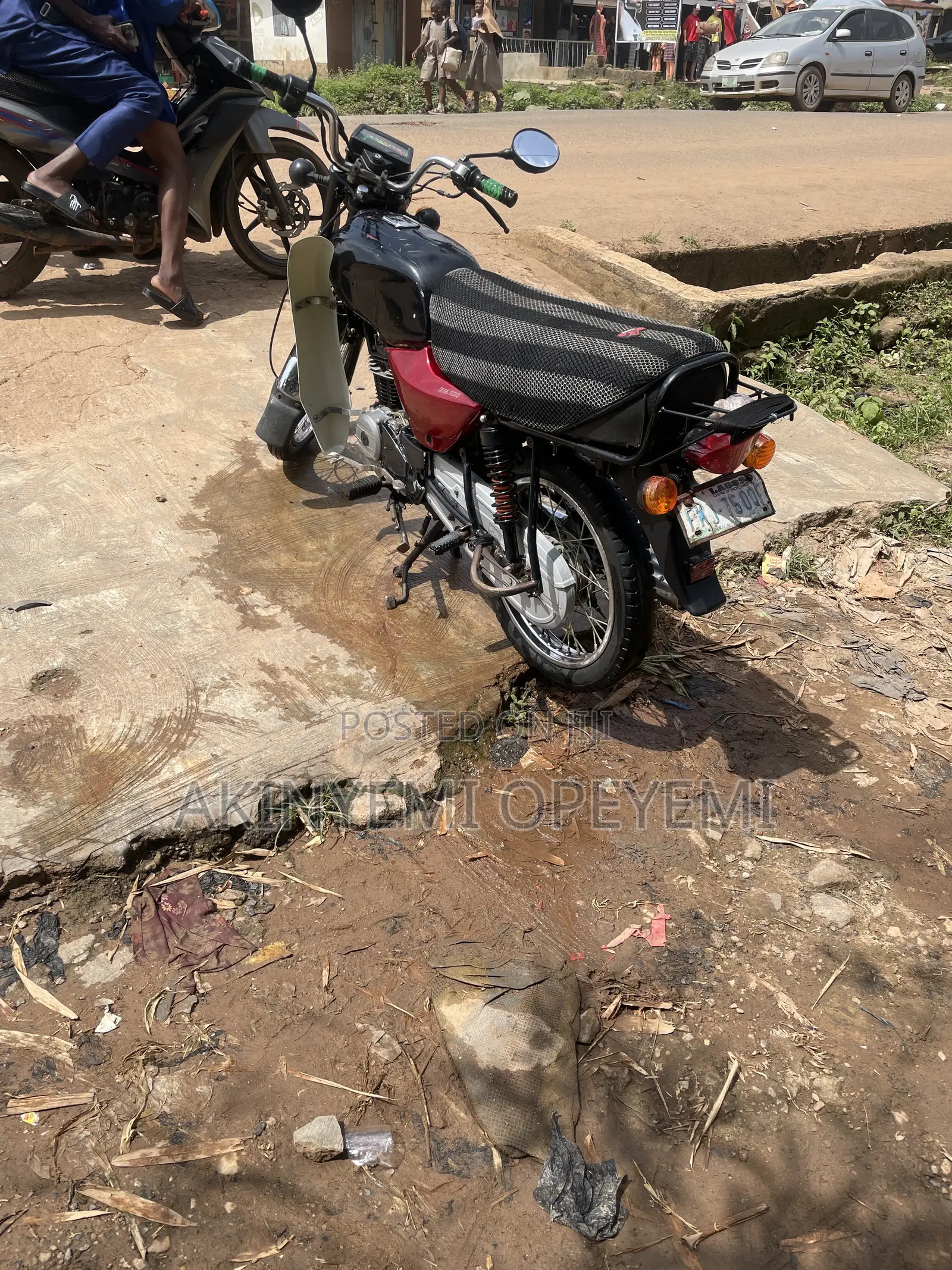 Bajaj Boxer 2015 Red