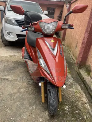 Kymco 2015 Orange