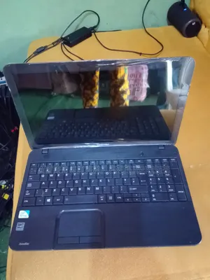 Laptop Toshiba Satellite C850 4GB Intel HDD 160GB