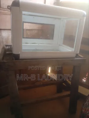 Aluminium Show Glass