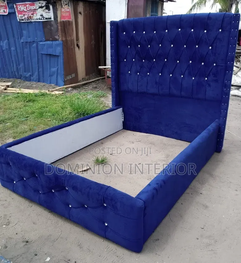 Quality Padded Upholstery Bedframe 41⁄2by6