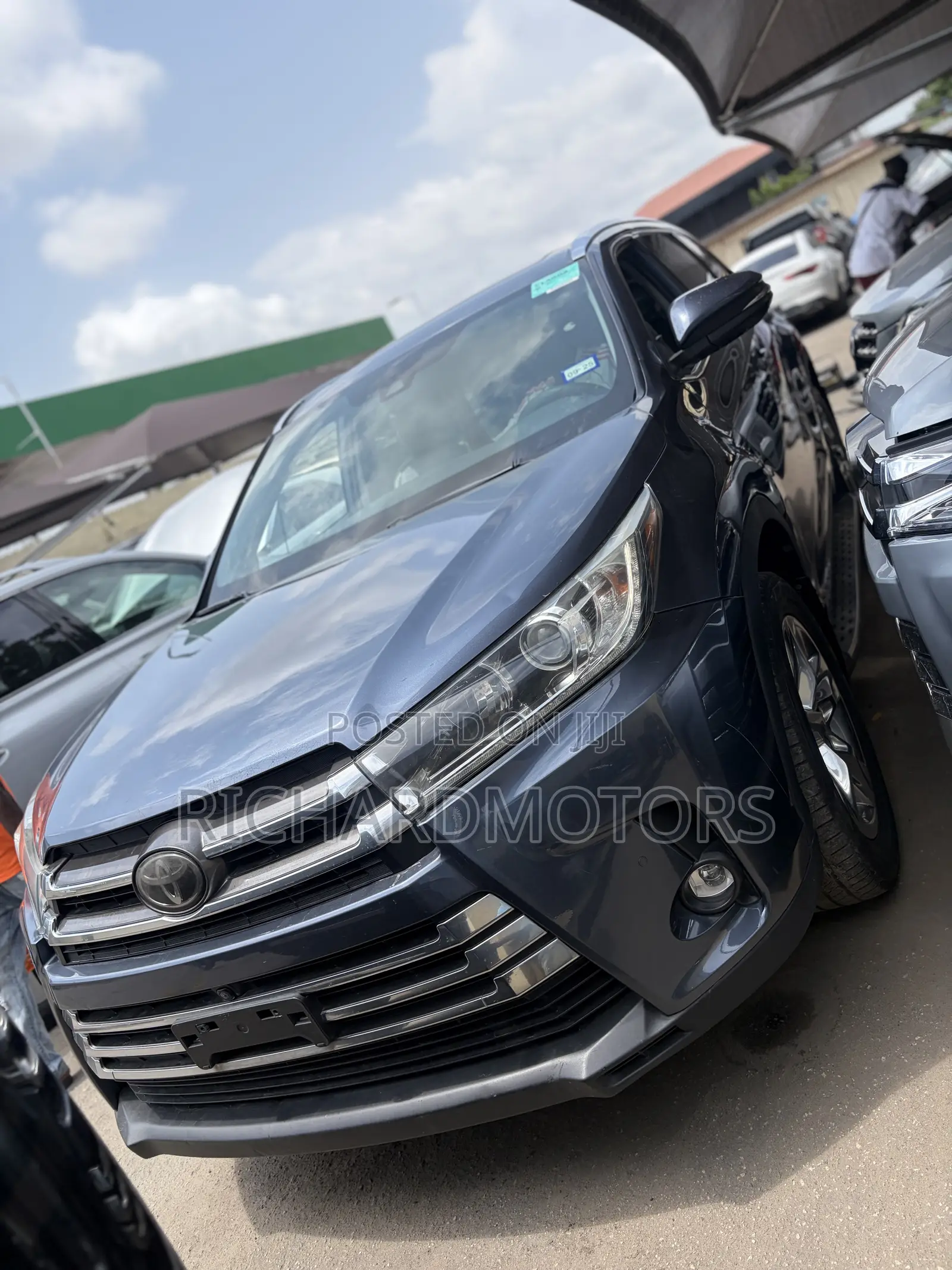 Toyota Highlander Limited Platinum 2019 Blue