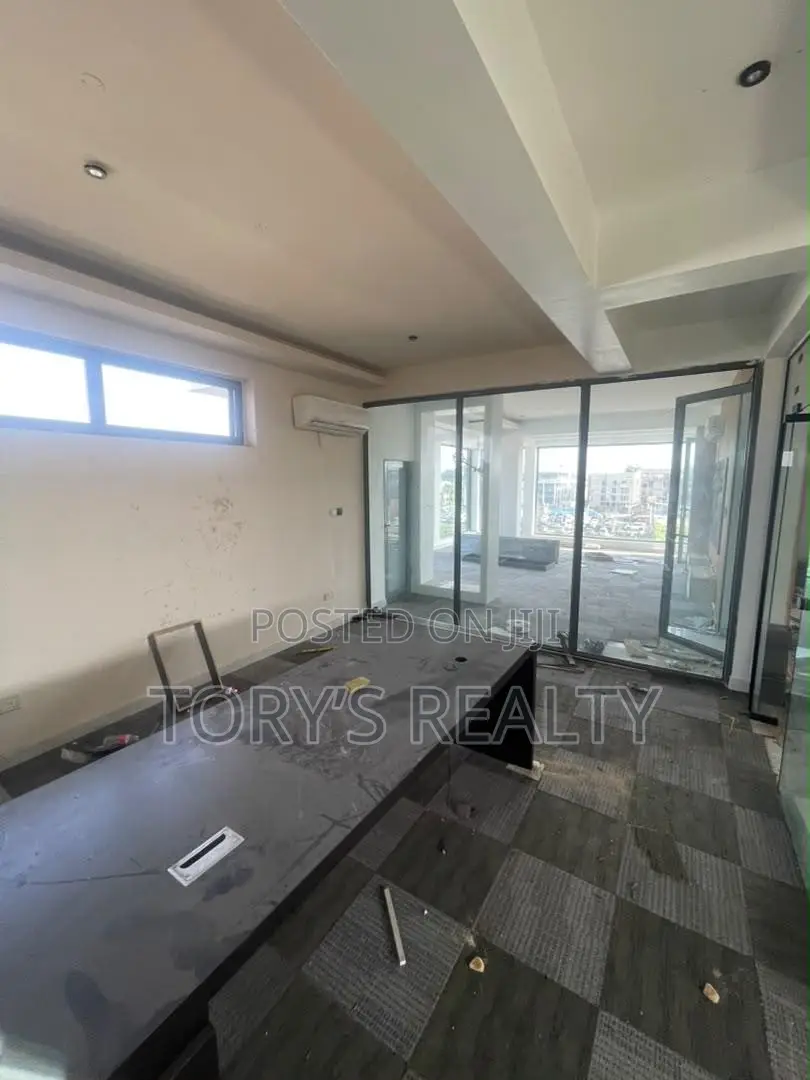 Exquisite Office Space 170sqm