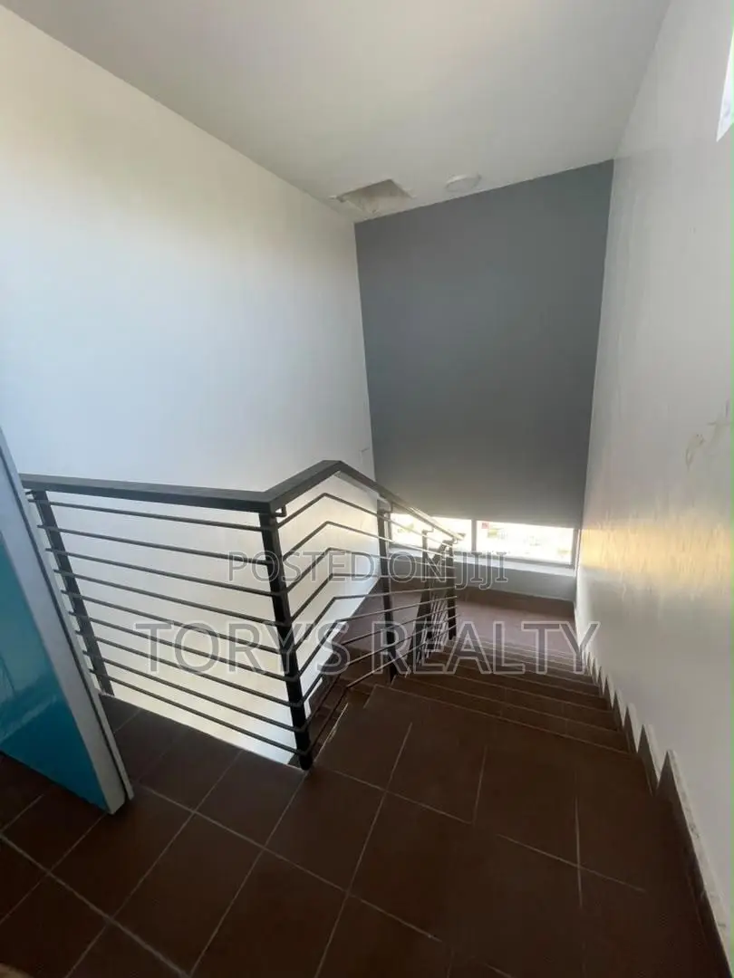 Exquisite Office Space 170sqm