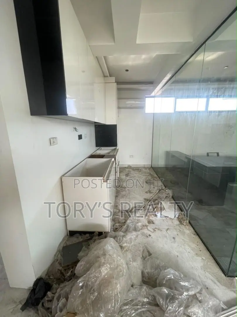 Exquisite Office Space 170sqm