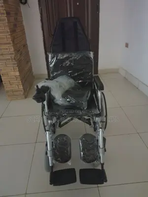Rechargeable Power Wheelchair for Daily Use