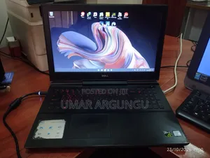 Laptop Dell Inspiron 15 7000 16GB Intel Core i5 HDD+SSD 256GB
