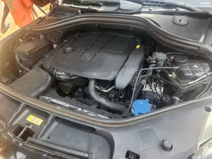Mercedes-Benz M Class 2013 Maroon