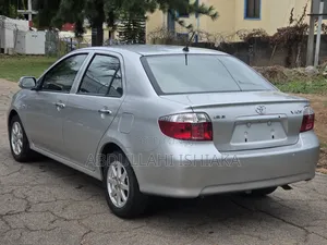 Toyota Vios 2009 Silver