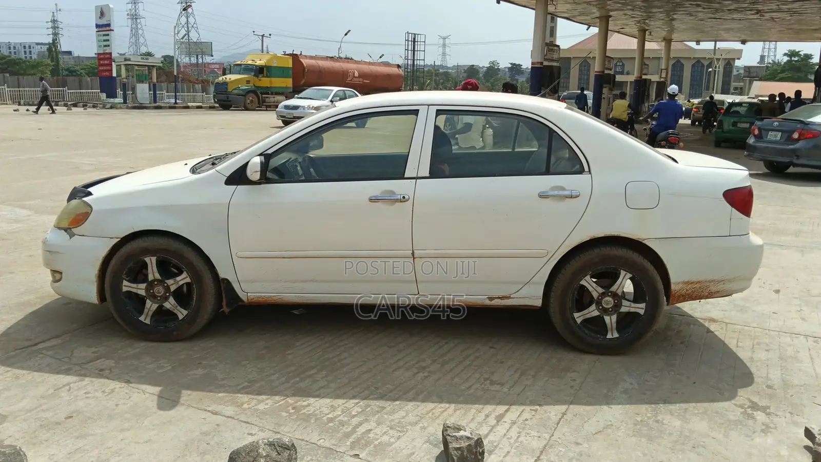 Toyota Corolla 2004 White