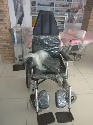 Wheelchair With Easy-to-Use Controls