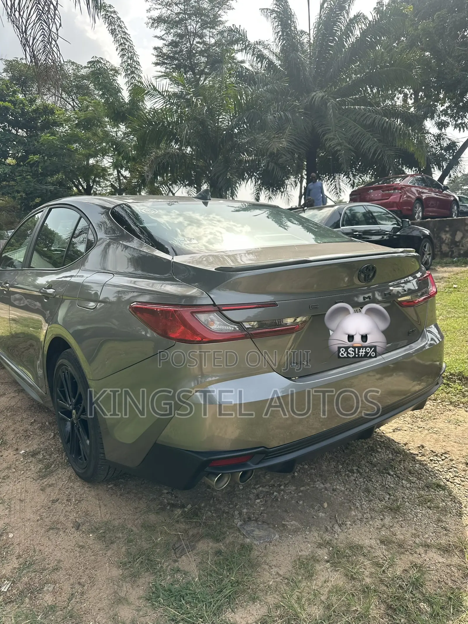 Toyota Camry SE 2025 Gray