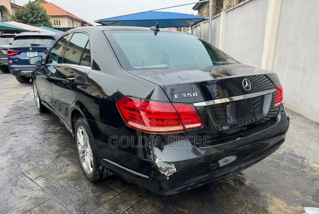Mercedes-Benz E200 2014 Black